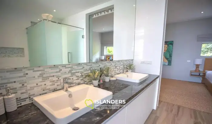 ขายวิลล่า 3 ห้องนอนที่ Luxana Villas