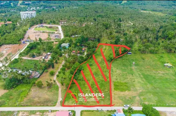 6.5 Rai avec terrain avec vue sur la montagne à Mae Nam à vendre