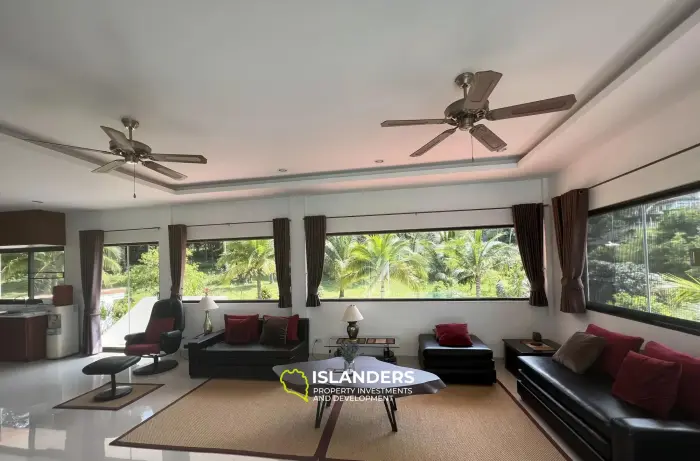 Вилла с 5 спальнями на продажу в Санти Тани