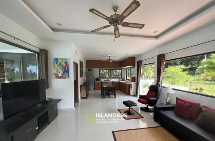 Вилла с 5 спальнями на продажу в Санти Тани