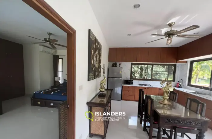 Вилла с 5 спальнями на продажу в Санти Тани