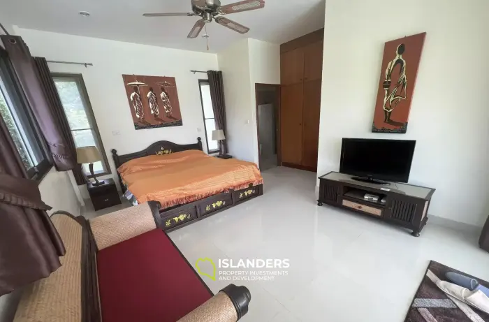 Вилла с 5 спальнями на продажу в Санти Тани