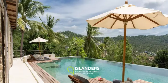 אחוזת יוקרה עם נוף לים התיכון על מגרש ענק למכירה