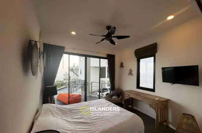 3 Bedroom Seaview Villa at Maret