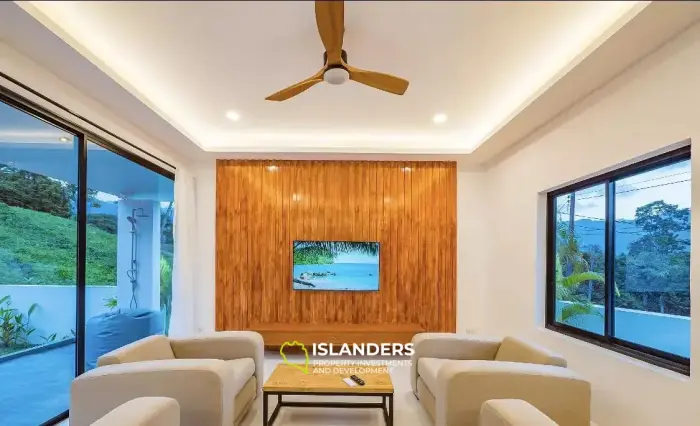 Тихая вилла с 3 спальнями на продажу на Ламай