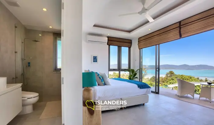 Herrliche Aussicht auf den Sonnenuntergang von der geräumigen, modernen Poolvilla mit 4 Schlafzimmern