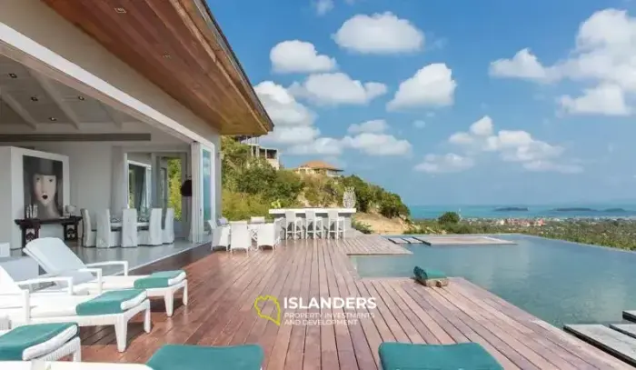 หรูหรา 5 ห้องนอนพร้อมวิวทะเลที่สวยงามสำหรับขายและเช่าในเกาะสมุย