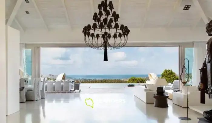 หรูหรา 5 ห้องนอนพร้อมวิวทะเลที่สวยงามสำหรับขายและเช่าในเกาะสมุย