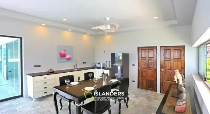 Villa de 3 dormitorios con piscina y vistas al mar en Chaweng