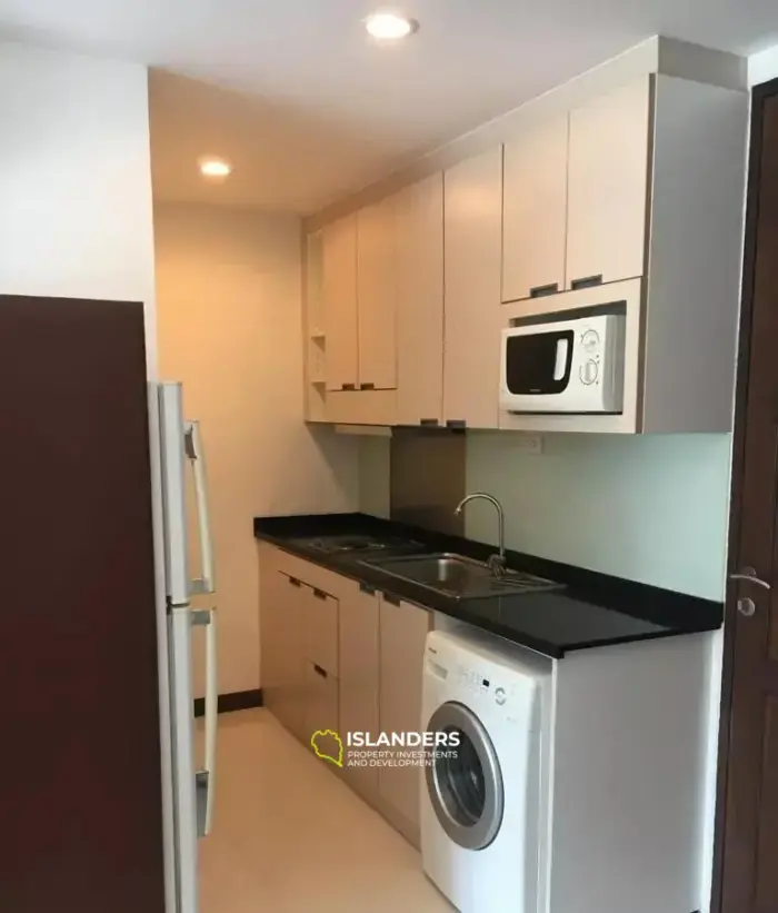 דירה עם חדר שינה אחד למכירה ב-Arisara Place עם נוף לבריכה