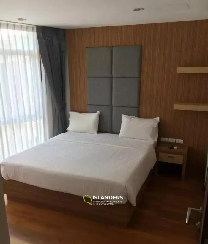 דירה עם חדר שינה אחד למכירה ב-Arisara Place עם נוף לבריכה