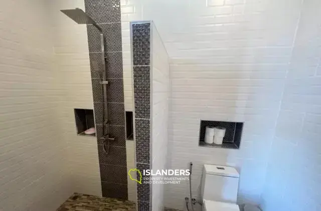 וילה מרווחת עם נוף לים למכירה בקו סאמוי