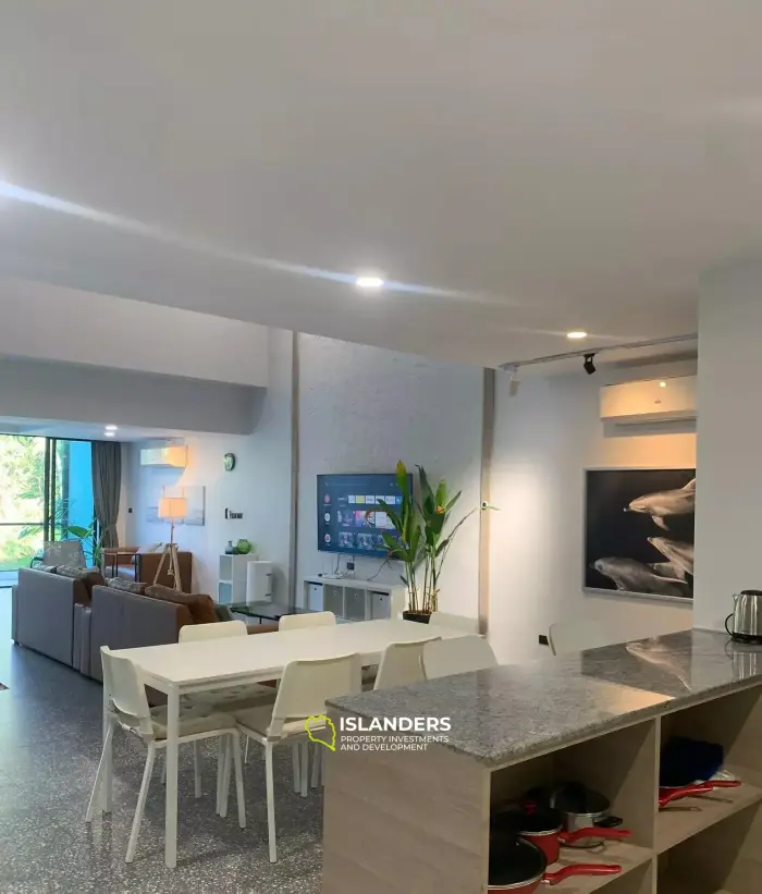 Таунхаус с 2 спальнями на продажу в Replay Residence &amp; Вилла с бассейном