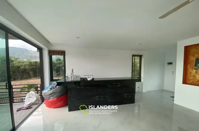 Große Poolvilla mit 5 Schlafzimmern im Herzen von Bophut zu verkaufen