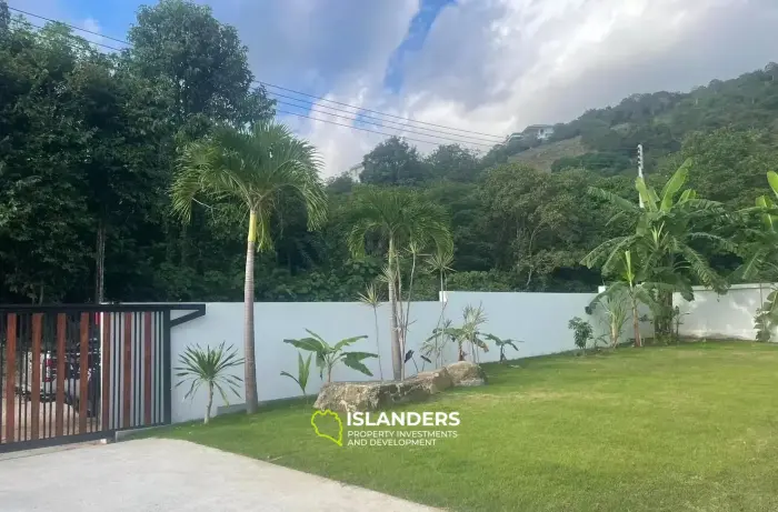 Große Poolvilla mit 5 Schlafzimmern im Herzen von Bophut zu verkaufen