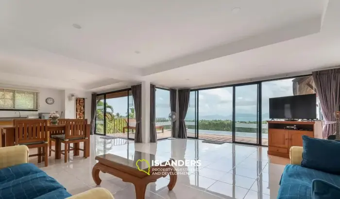 فيلا مكونة من 5 غرف نوم بإطلالات مذهلة على البحر للبيع في ساموي