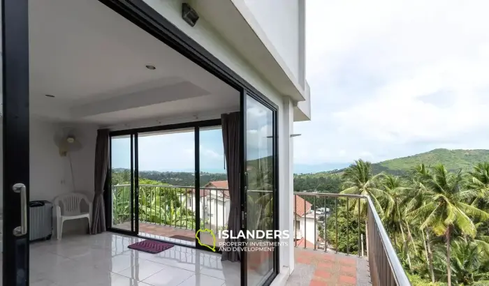 فيلا مكونة من 5 غرف نوم بإطلالات مذهلة على البحر للبيع في ساموي