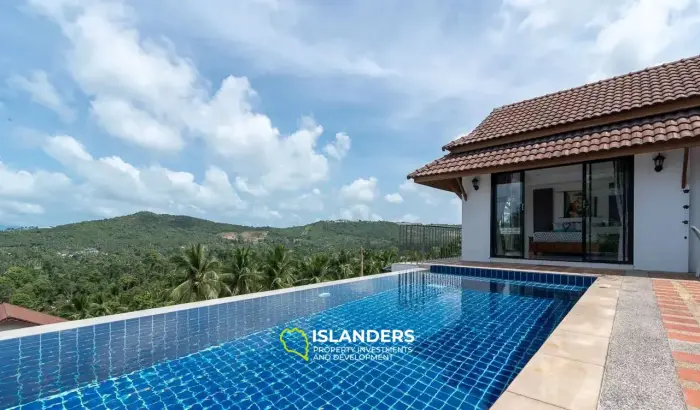 فيلا مكونة من 5 غرف نوم بإطلالات مذهلة على البحر للبيع في ساموي