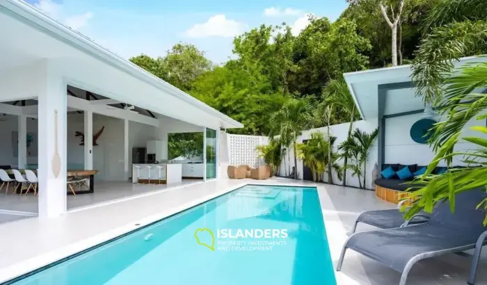 2 Pools Villa with Seaview for Sale in Bophut Hills