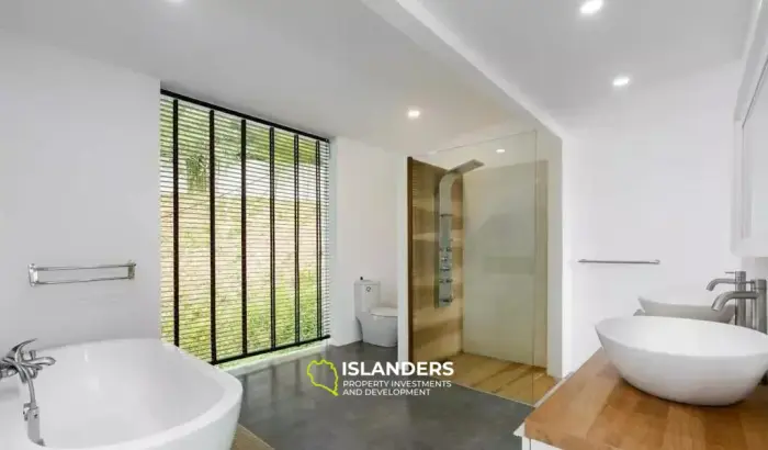 2 Pools Villa with Seaview for Sale in Bophut Hills