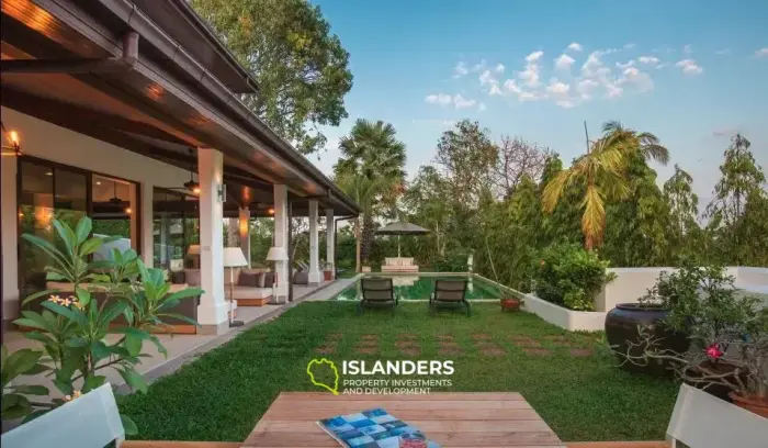 Geräumige Chaweng-Poolvilla mit 8 Schlafzimmern