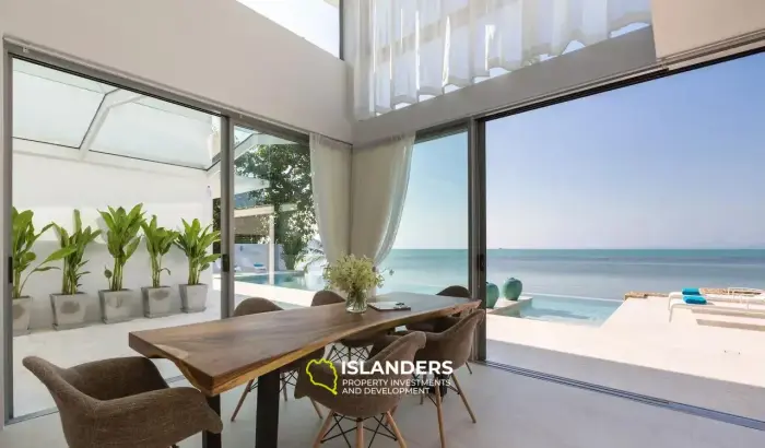 Beautiful Modern 4 Bedrooms Beachfront Villa for Sale in Koh Samui