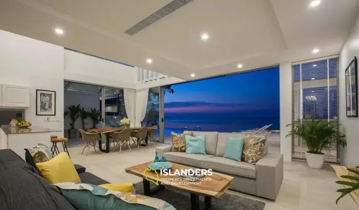Beautiful Modern 4 Bedrooms Beachfront Villa for Sale in Koh Samui
