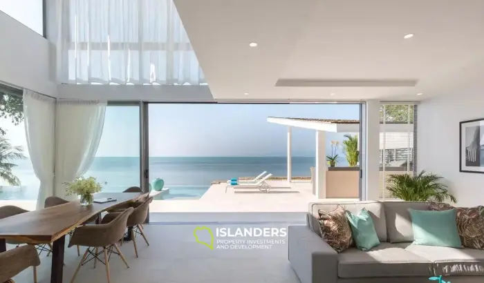 Beautiful Modern 4 Bedrooms Beachfront Villa for Sale in Koh Samui
