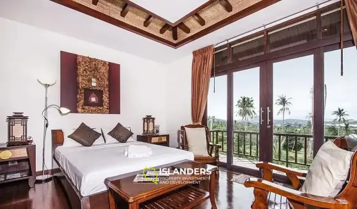 شقة من 3 غرف نوم على الطراز البالينيزي مع إطلالة على البحر في شاطئ بوفوت