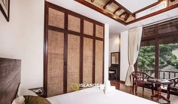 شقة من 3 غرف نوم على الطراز البالينيزي مع إطلالة على البحر في شاطئ بوفوت