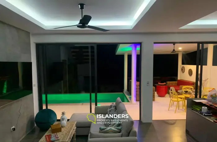 3 Bedrooms Sea View Villa for Sale in Lamai