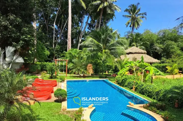 Magnifique villa de style balinais 5BR à Serene Private Riverside