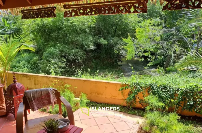 Magnifique villa de style balinais 5BR à Serene Private Riverside