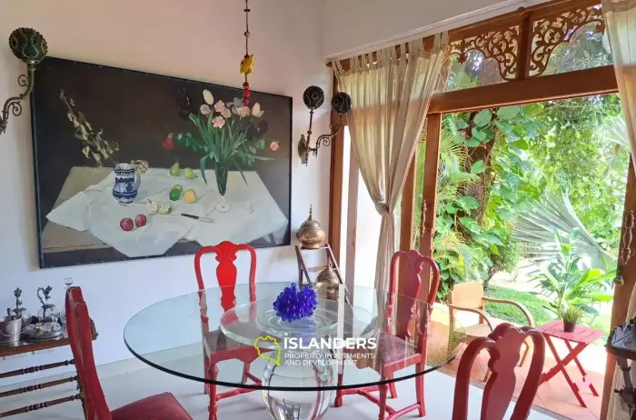 Magnifique villa de style balinais 5BR à Serene Private Riverside