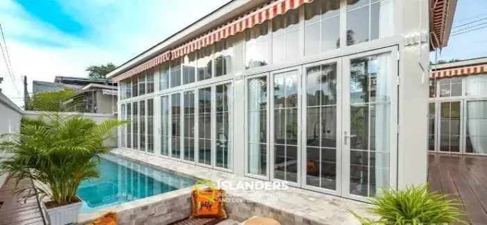 Villa con piscina privada en venta en Plai Leam