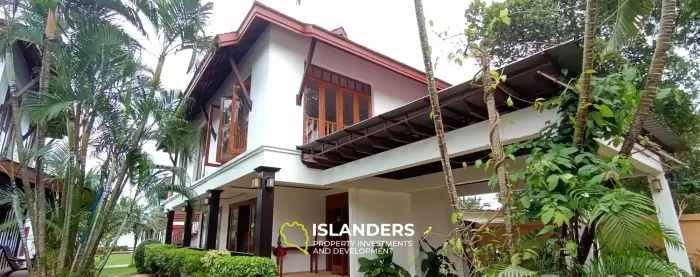 5 Bedroom Beachfront Villa at Lipa Noi for Sale