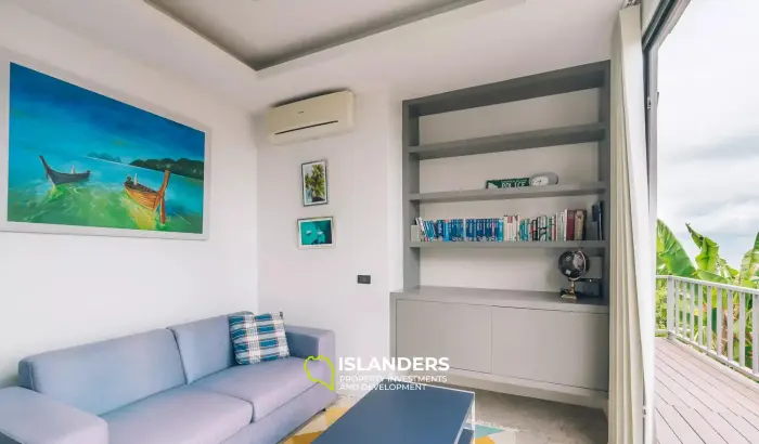 فيلا فاخرة مكونة من 7 غرف نوم مطلة على البحر للبيع