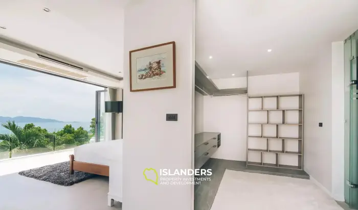 فيلا فاخرة مكونة من 7 غرف نوم مطلة على البحر للبيع