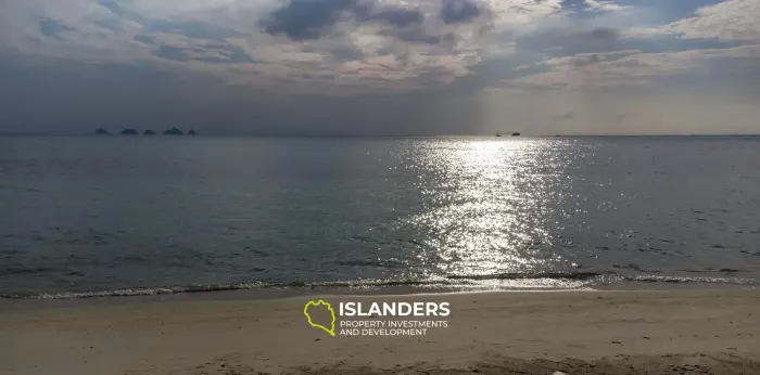 Strandgrundstück zum Verkauf bei Raja Ferry