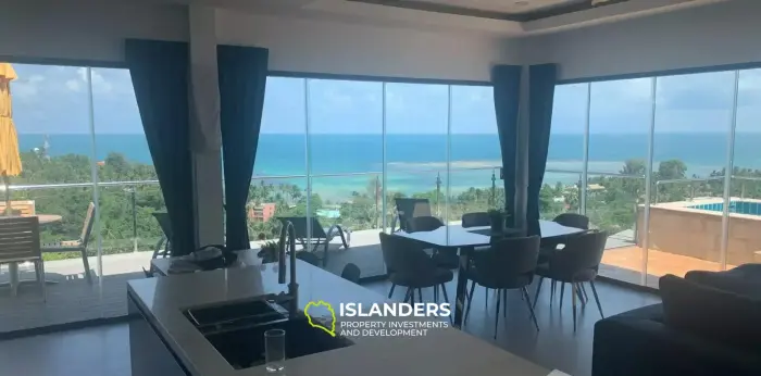 فيلا مكونة من 3 غرف نوم مع مسبح وإطلالة 360 درجة على البحر في ماريت