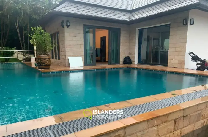 3 Bedroom Pool Villa with 360 Sea View in Maret