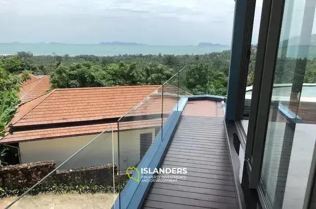 Une Villa avec Grand Terrain Vue Mer à Nathon