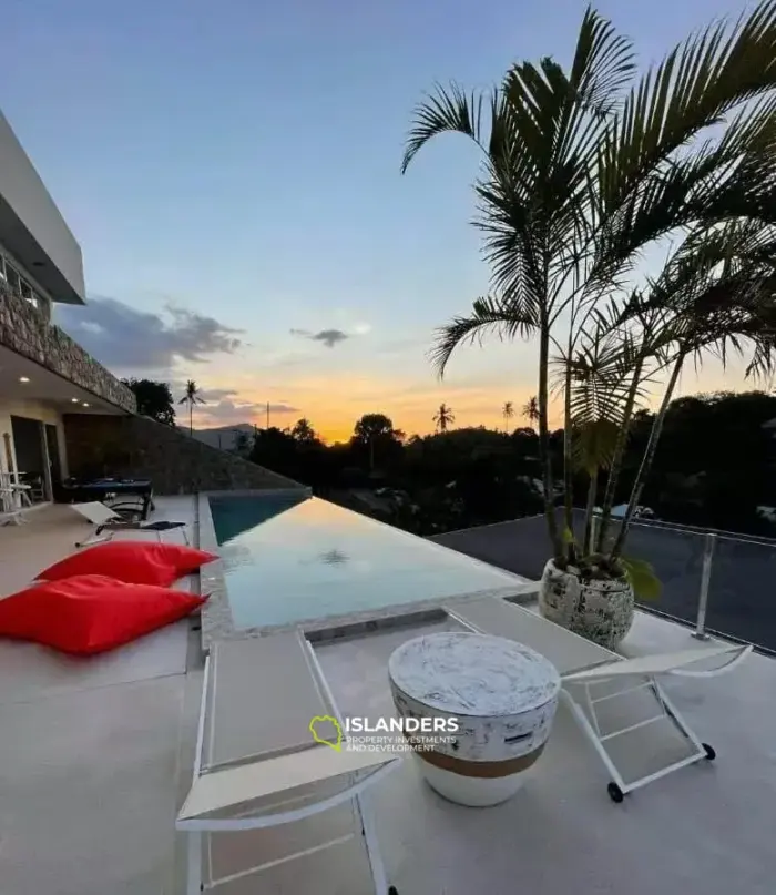 ขายบ้านวิวทะเลสวยงามในบ่อผุด