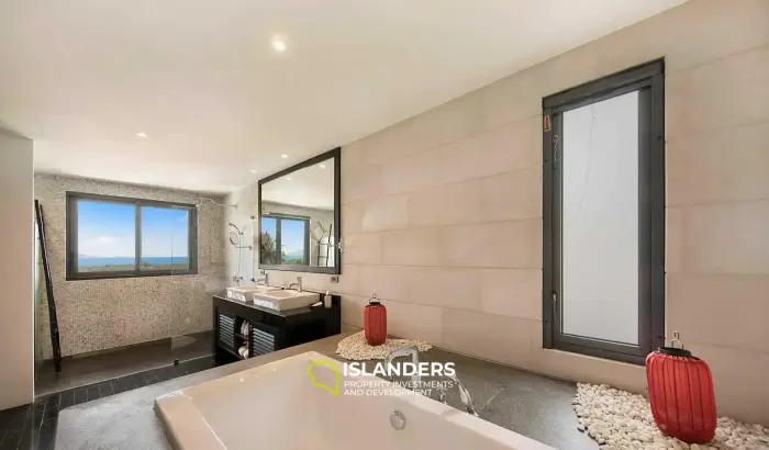7 Bedroom Sea View Villa in Koh Samui