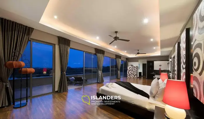 7 Bedroom Sea View Villa in Koh Samui