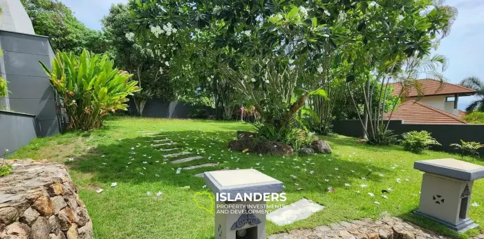 7 Bedroom Sea View Villa in Koh Samui