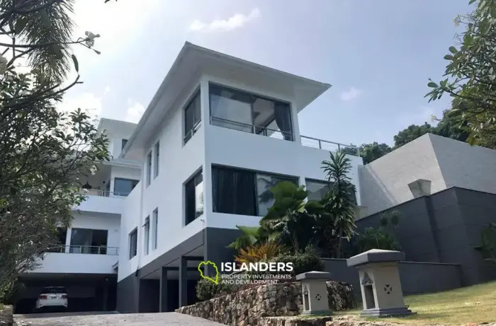 7 Bedroom Sea View Villa in Koh Samui