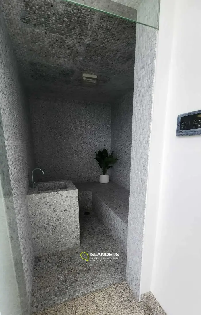 7 Bedroom Sea View Villa in Koh Samui