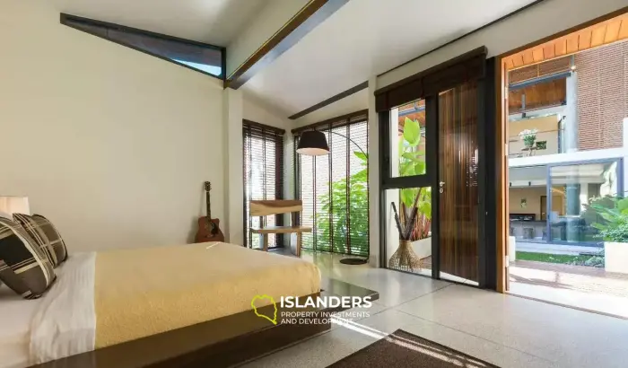 5 BR Villa for sale at Santikhiri Estate