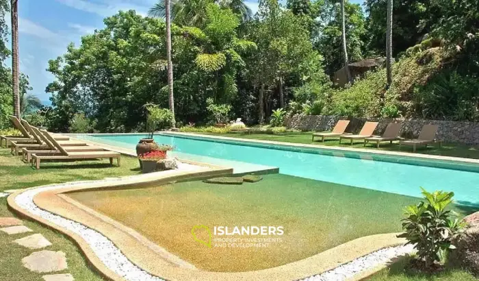 5 BR Villa for sale at Santikhiri Estate